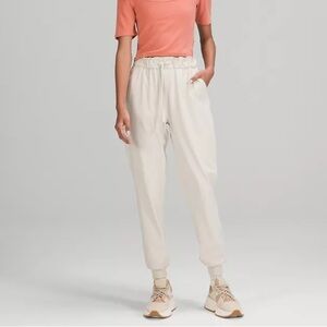 Lululemon - Stretch High-Rise Jogger *Team Canada